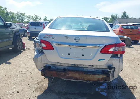 2014 Nissan Sentra S z USA, uszkodzony, nr VIN 3N1AB7AP1EL679082